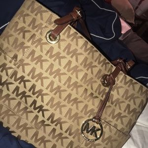 MK Purse